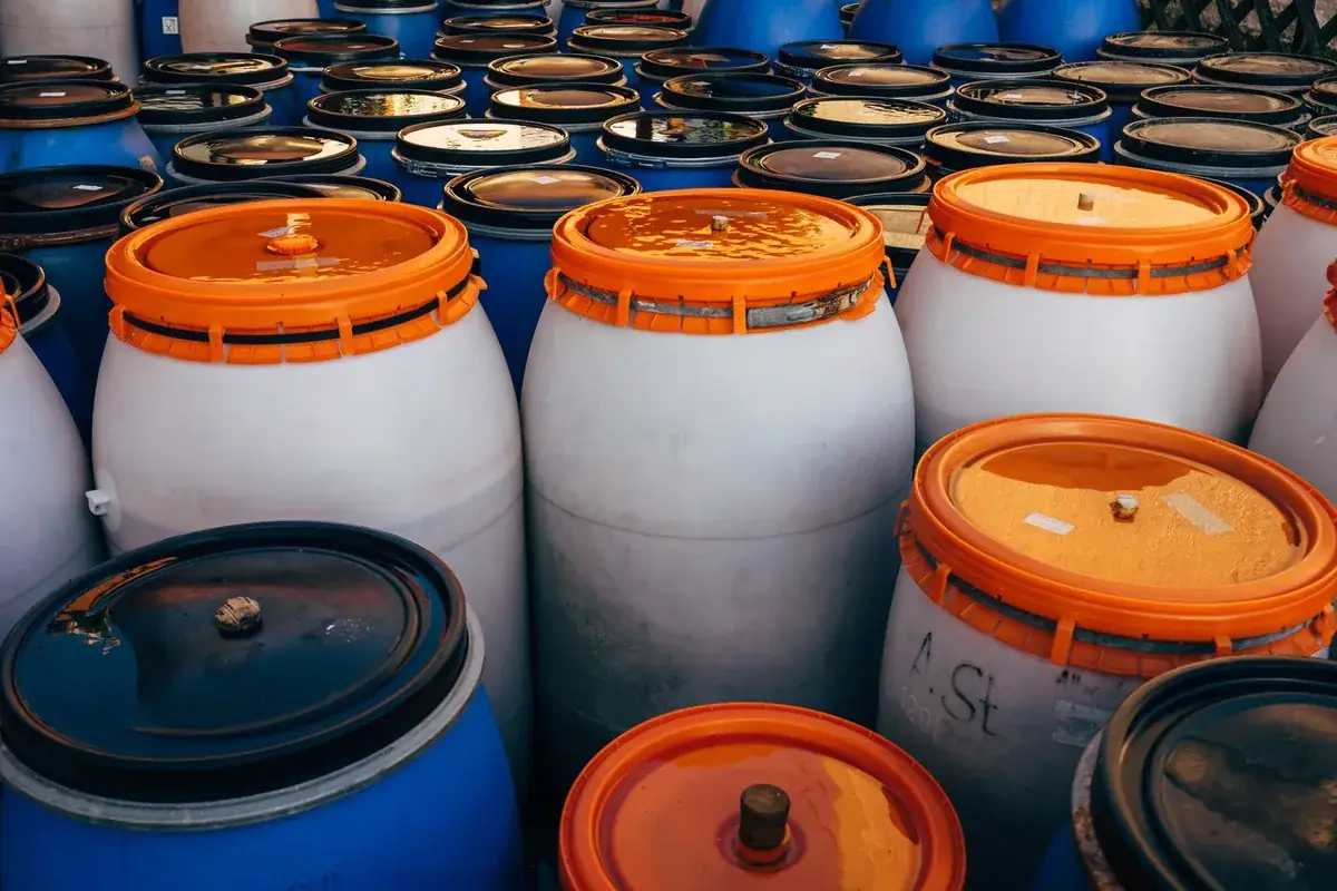 Chemical & Toxic Waste Cleanup in Ravenwood-Somerset, Kansas City, MO